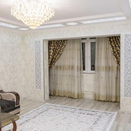 Metro Aybek Center Of Tashkent Comfort 1 Bedroom And Hall Exterior photo