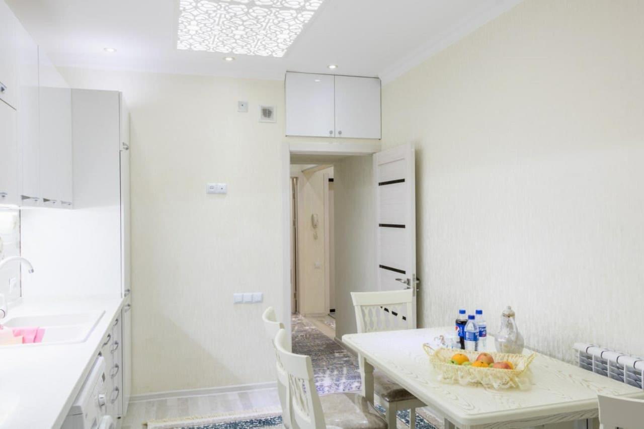 Metro Aybek Center Of Tashkent Comfort 1 Bedroom And Hall Exterior photo